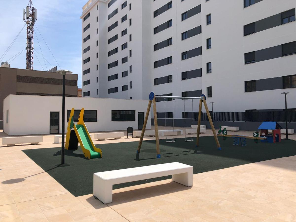 Apartamento Nuevo Junto Al Mar Con Plaza De Garaje!! Perfecto Para Familias Playa de Gandia Kültér fotó